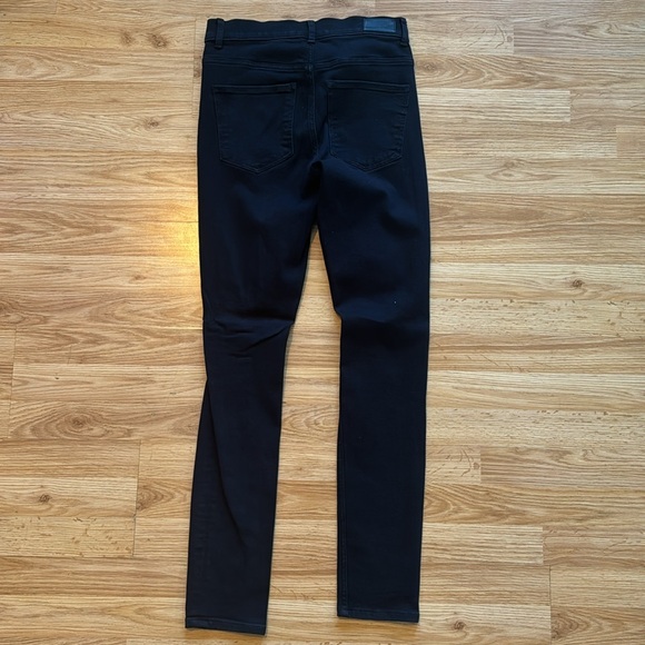 Express HR Ripped Jeggings - size 8L - Picture 2 of 12